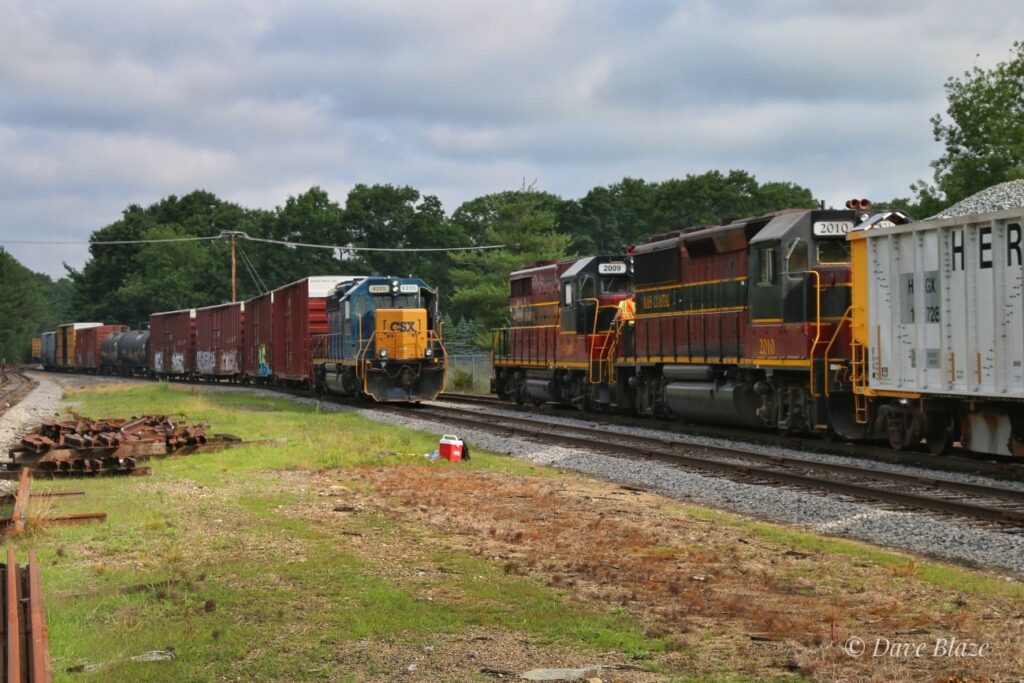 Framingham Secondary line branches from The Northeast Corridor at Mansfield